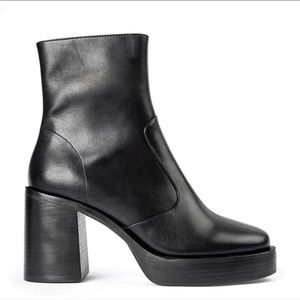 Tony Bianco Thunder Black Como Ankle Boots Size 8